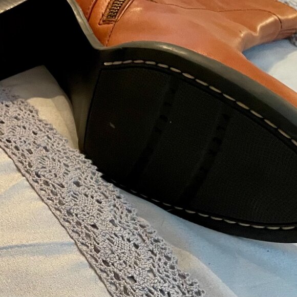 Brown leather ankle boots, like new - Picture 3 of 5